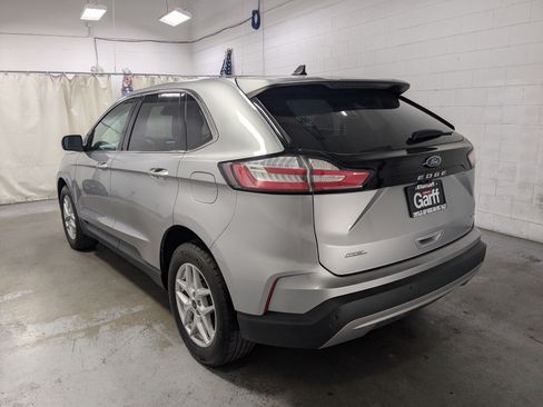 Used 2023 Ford Edge SEL AWD/4WD image 9