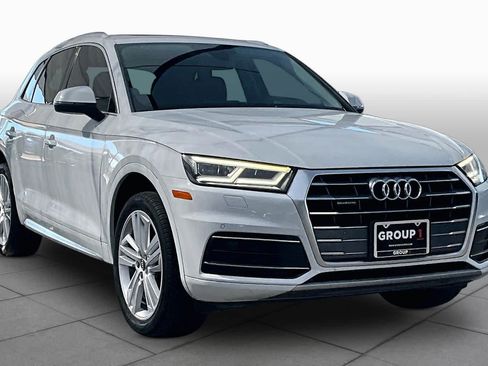 Used 2019 Audi Q5 2.0T Premium Plus w/ Premium Plus Package AWD/4WD image 3