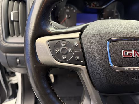 Used 2019 GMC Canyon Denali image 16