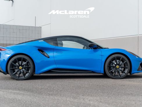 Used 2025 Lotus Emira RWD image 8