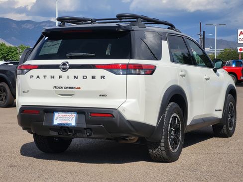 Used 2024 Nissan Pathfinder Rock Creek AWD/4WD image 4