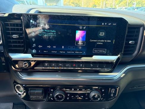 Certified 2024 Chevrolet Silverado 2500 High Country w/ Technology Package image 17