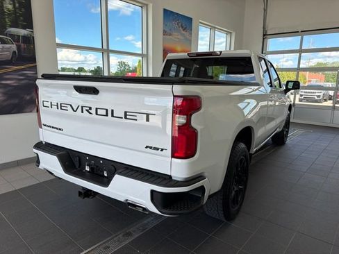 Used 2024 Chevrolet Silverado 1500 RST AWD/4WD image 5