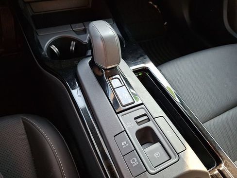 Certified 2024 Toyota Prius XLE FWD image 14