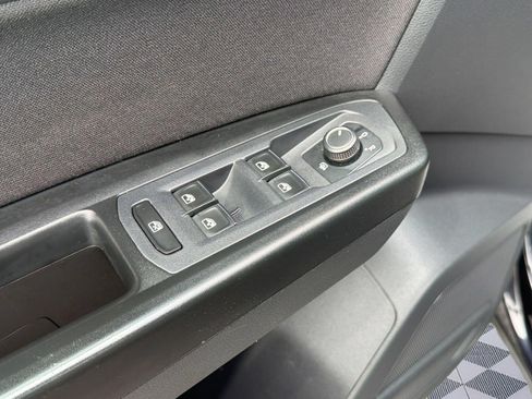 Used 2019 Volkswagen Atlas S FWD image 13