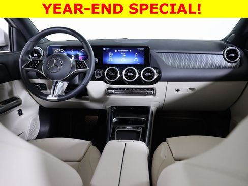 Certified 2025 Mercedes-Benz GLA 250 4MATIC image 37