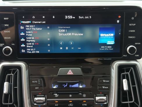 Used 2023 Kia Sorento EX w/ Panoramic Sunroof Package FWD image 15