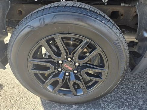Used 2024 GMC Sierra 1500 Elevation AWD/4WD image 38
