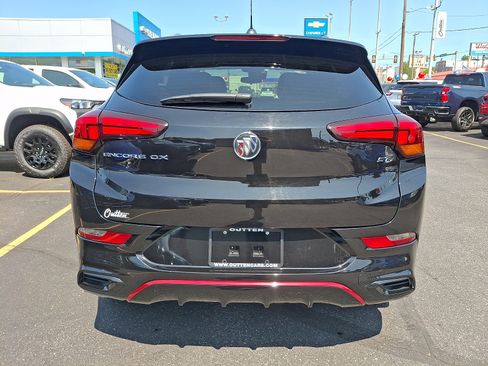Used 2023 Buick Encore GX Select w/ Sport Touring Package FWD image 5