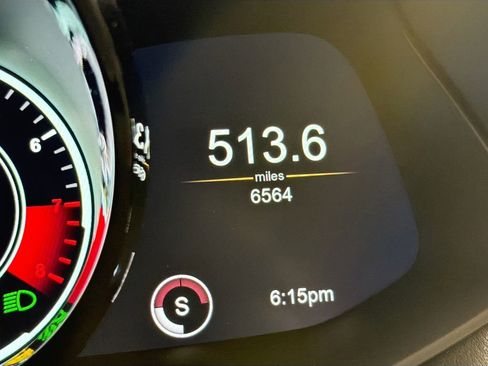 Used 2021 Aston Martin V8 Vantage Roadster RWD image 12