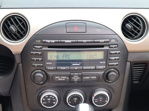 Used 2009 MAZDA MX-5 Miata Grand Touring image 17