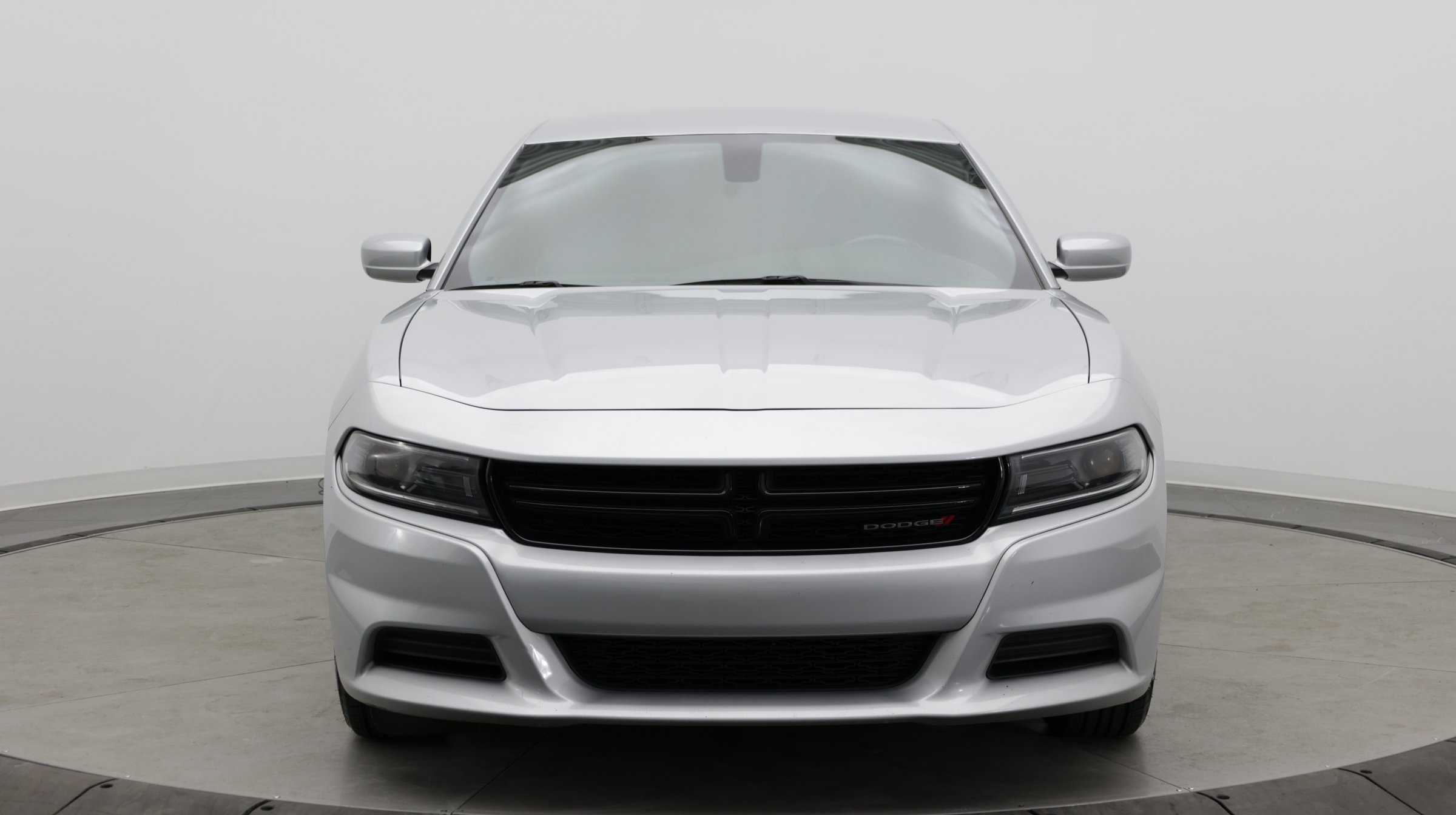 Used 2022 Dodge Charger SXT RWD image 2