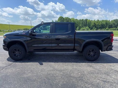 Used 2024 Chevrolet Silverado 1500 ZR2 w/ Technology Package AWD/4WD image 24