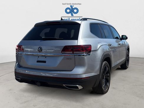 Used 2022 Volkswagen Atlas SE AWD/4WD image 5