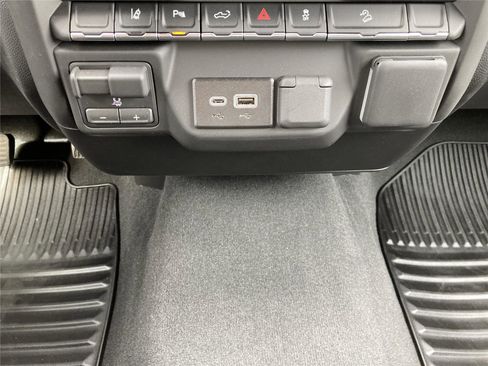 New 2026 Chevrolet Silverado 2500 Custom w/ Custom Value Package image 28