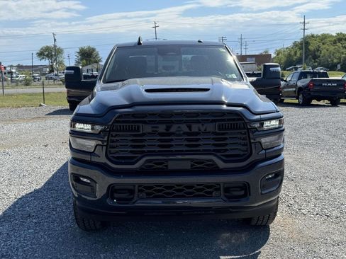 New 2026 RAM 2500 Tradesman AWD/4WD image 23