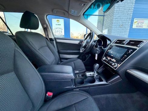 Used 2018 Subaru Outback 2.5i Premium AWD/4WD image 38