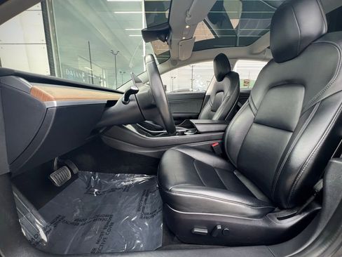 Used 2018 Tesla Model 3 Long Range image 15