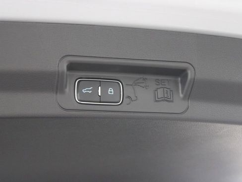 New 2026 Ford Explorer Platinum image 16