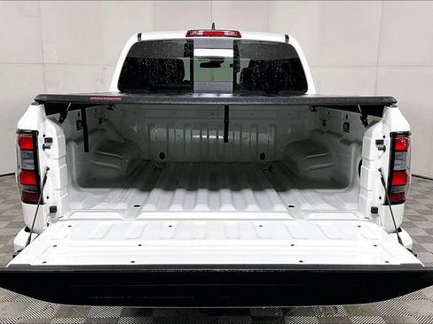 Used 2024 Nissan Frontier PRO-4X w/ Off-Road Protection Package image 36