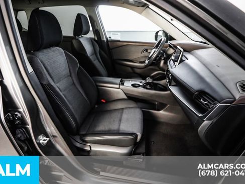 Used 2021 Nissan Rogue S image 19