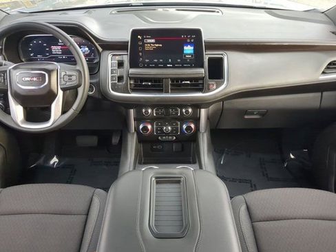 Used 2024 GMC Yukon SLE w/ Gmc Pro Safety Plus Package image 14