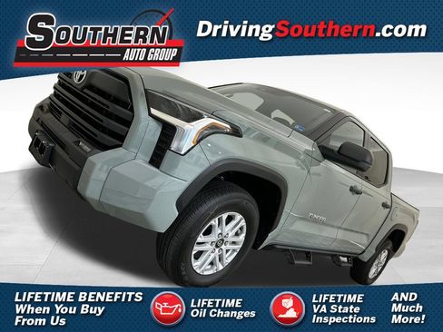 Used 2026 Toyota Tundra SR5 AWD/4WD image 1