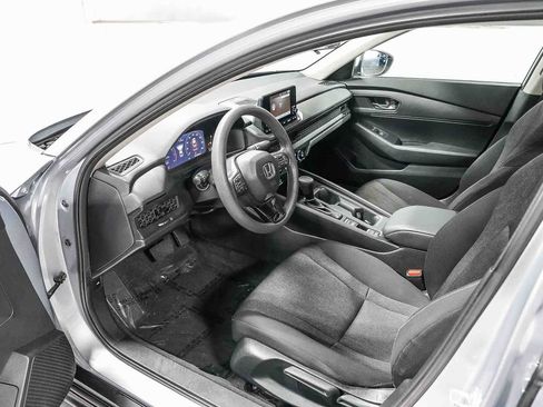 Used 2023 Honda Accord LX image 17