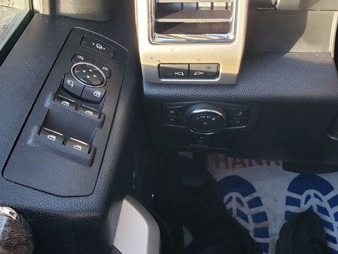 Used 2018 Ford F250 Lariat w/ Chrome Package image 20