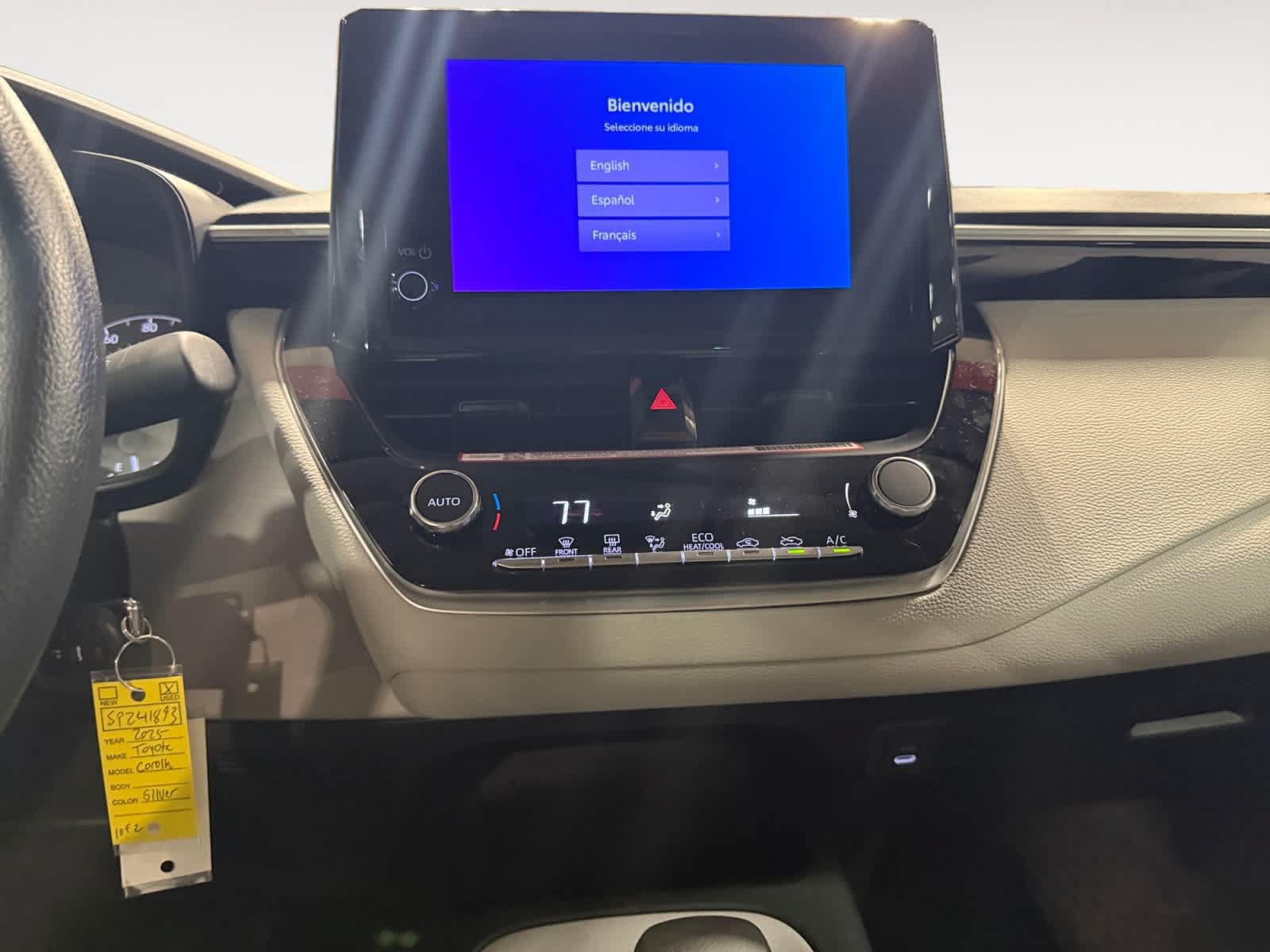 Used 2025 Toyota Corolla LE FWD image 12
