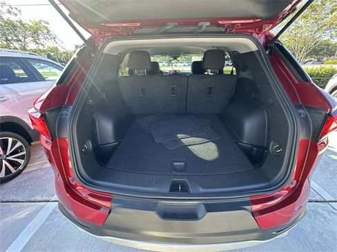 Used 2025 Chevrolet Blazer LT image 21
