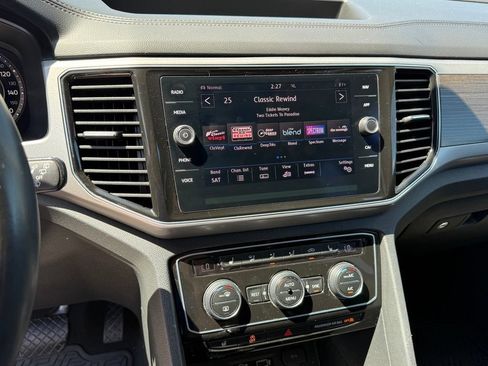 Used 2019 Volkswagen Atlas SEL AWD/4WD image 19