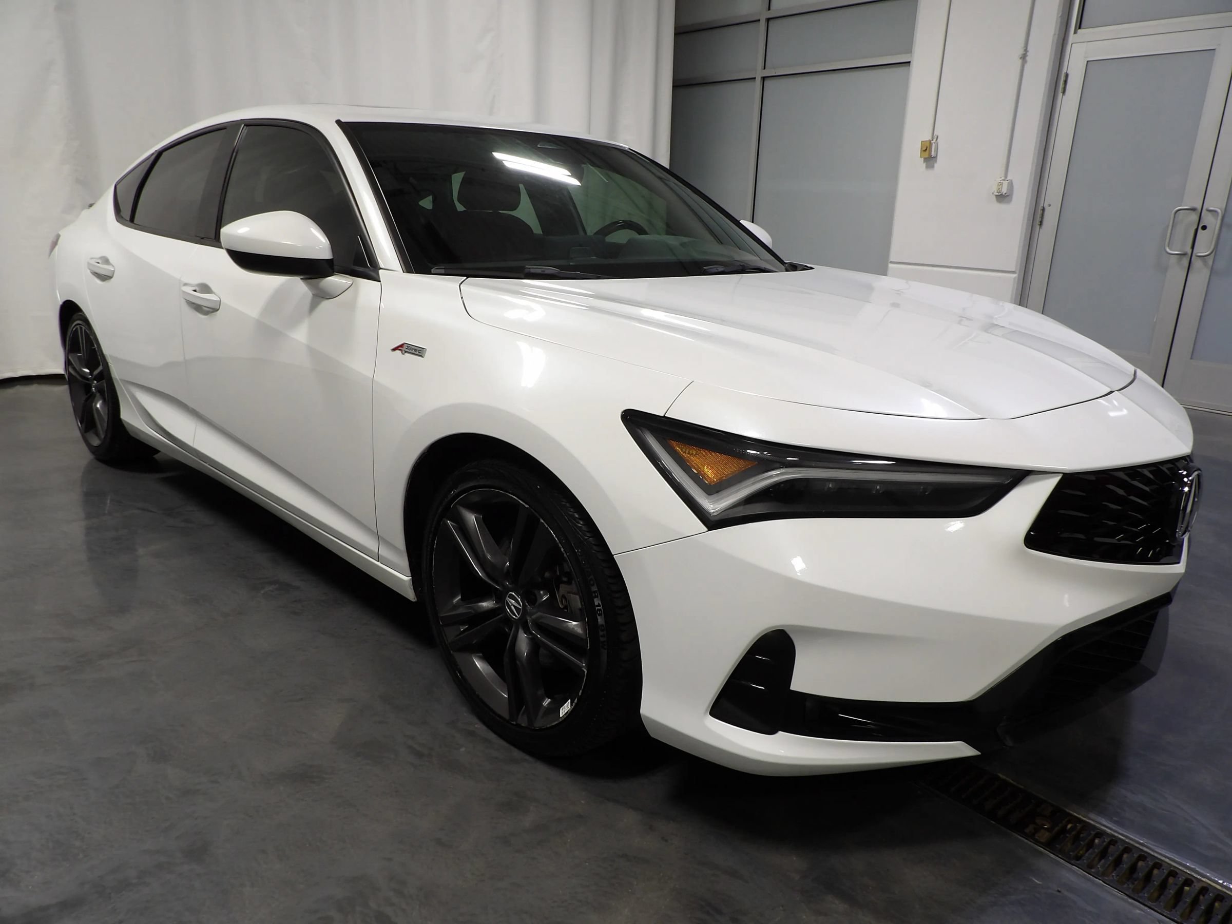 Used 2024 Acura Integra A-Spec FWD image 2