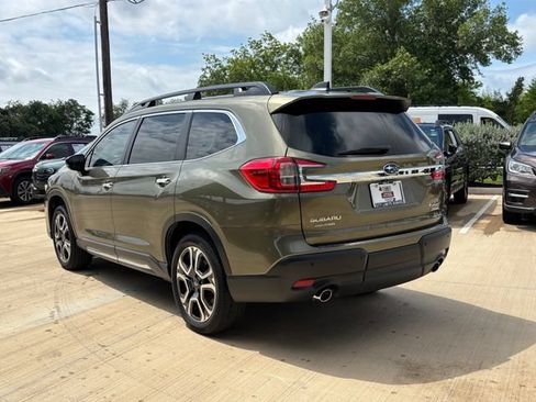 Certified 2025 Subaru Ascent Touring AWD/4WD image 5