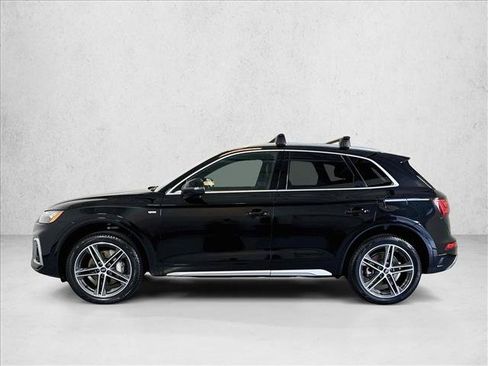 Used 2023 Audi Q5 e Premium w/ Convenience Package AWD/4WD image 8