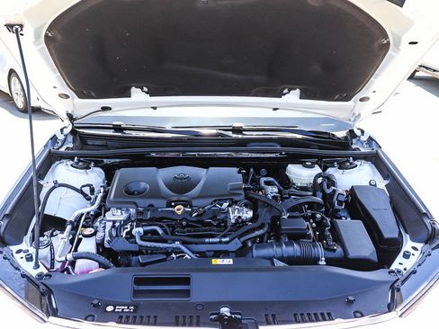 Certified 2025 Toyota Camry SE FWD image 29