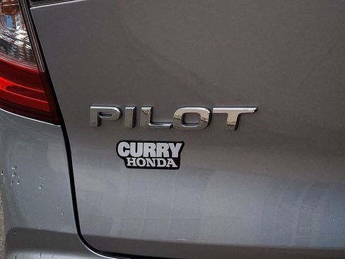 Used 2022 Honda Pilot Touring image 35