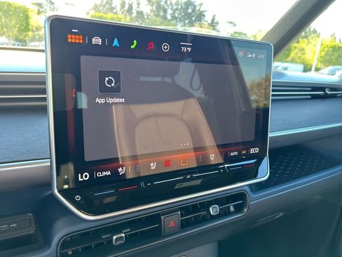 New 2025 Volkswagen ID. Buzz Pro S image 31