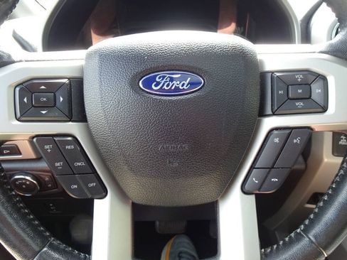 Used 2017 Ford F150 Lariat AWD/4WD image 26