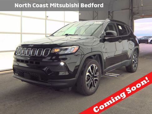 Used 2022 Jeep Compass Limited w/ Sun and Sound Group AWD/4WD image 1