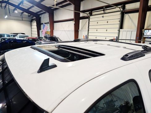 Used 2011 Chevrolet Tahoe LT image 3