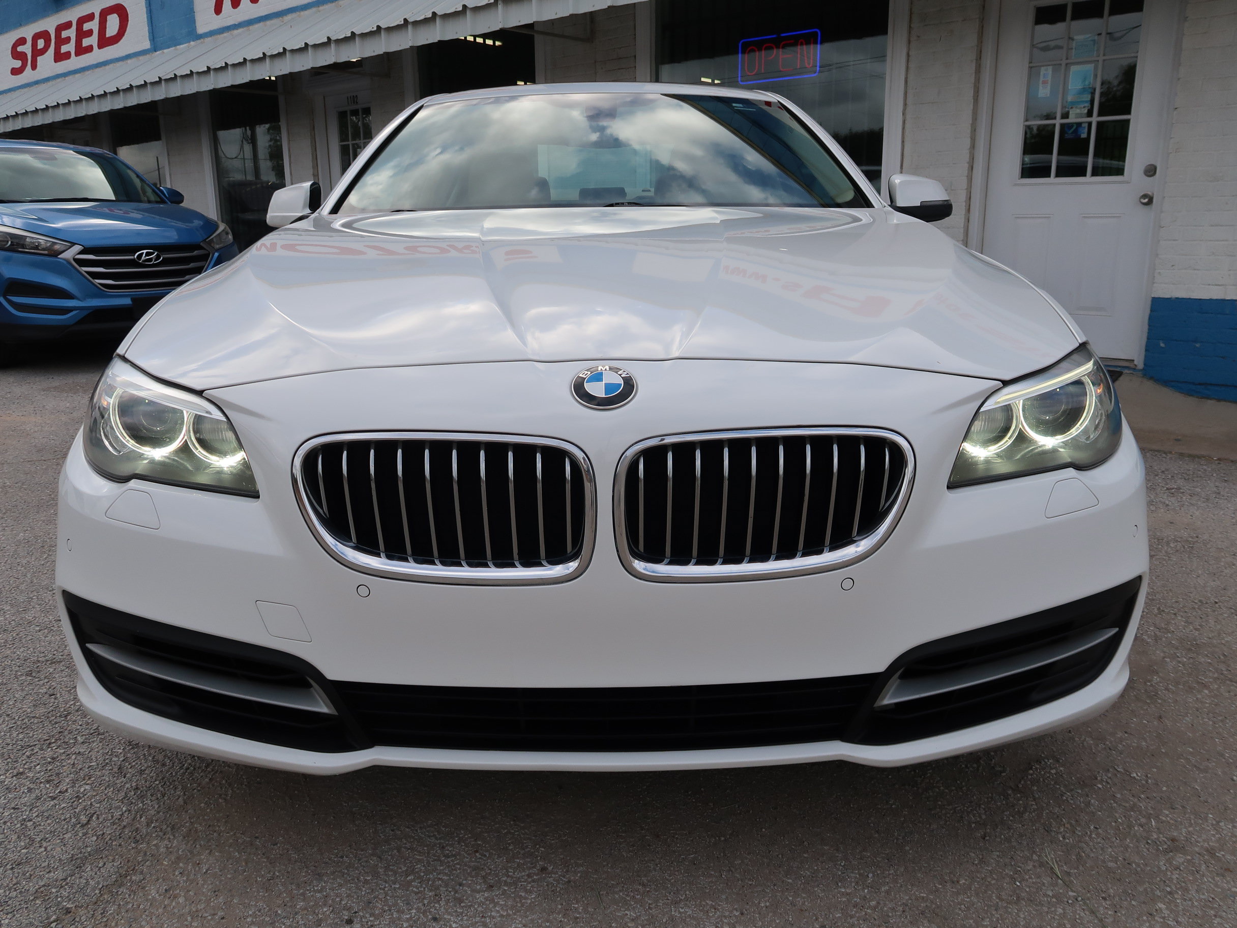 Used 2014 BMW 528i Sedan RWD image 9