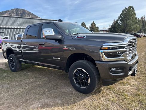 New 2025 RAM 3500 Laramie image 12