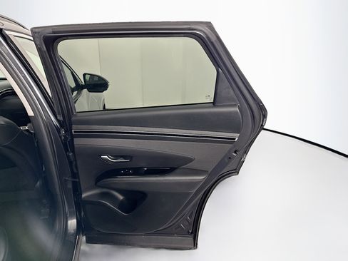 Used 2024 Hyundai Tucson Limited image 30