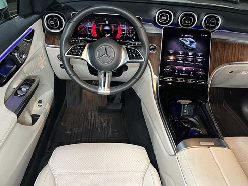 Certified 2026 Mercedes-Benz GLC 300 4MATIC image 42