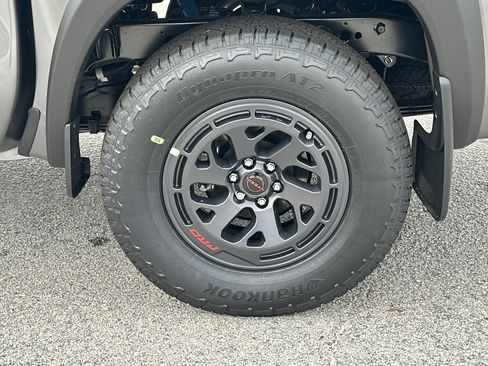 New 2026 Nissan Frontier PRO-4X AWD/4WD image 19