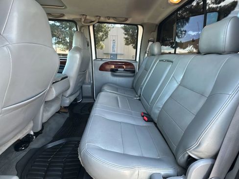 Used 2006 Ford F250 XL image 11