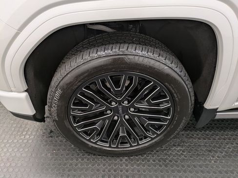 Used 2022 GMC Sierra 1500 Denali Ultimate image 7