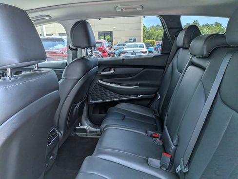Used 2023 Hyundai Santa Fe SEL w/ Premium Package FWD image 12