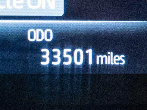 Certified 2024 Toyota Highlander XLE image 17